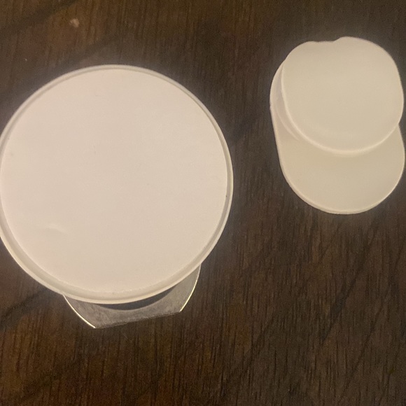 - NWT BLACK N WHITE EARRING AND SOCCER PHONE HOOP - Picture 4 of 4